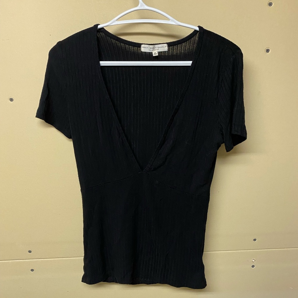 2/$30⚡️- SHIRT | Women’s Truly Madly Deeply shirt size medium